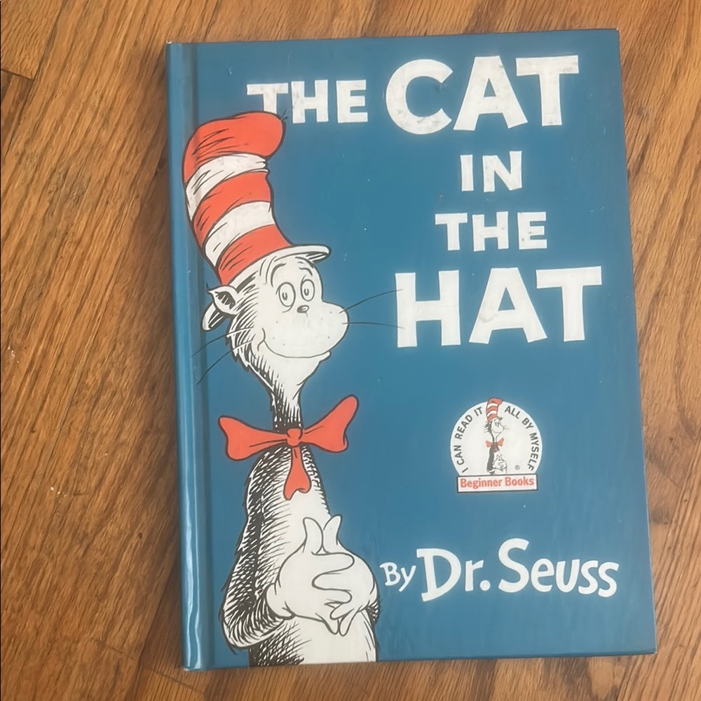 Dr. Seuss 'The Cat in the Hat' Book - Blue and Red Cover